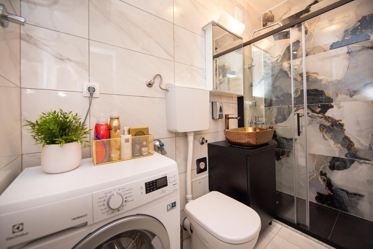 Royal Elegance Apartman Split Eksteriør billede